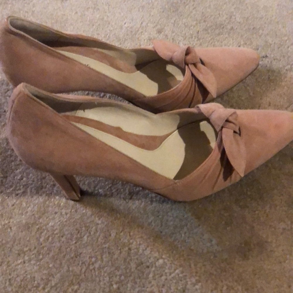 Pink suede bow heels